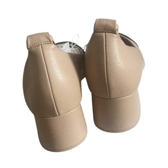 TORRID ROUND TOE BLOCK HEEL ANKLE STRAP PUMPS - Picture 4 of 4